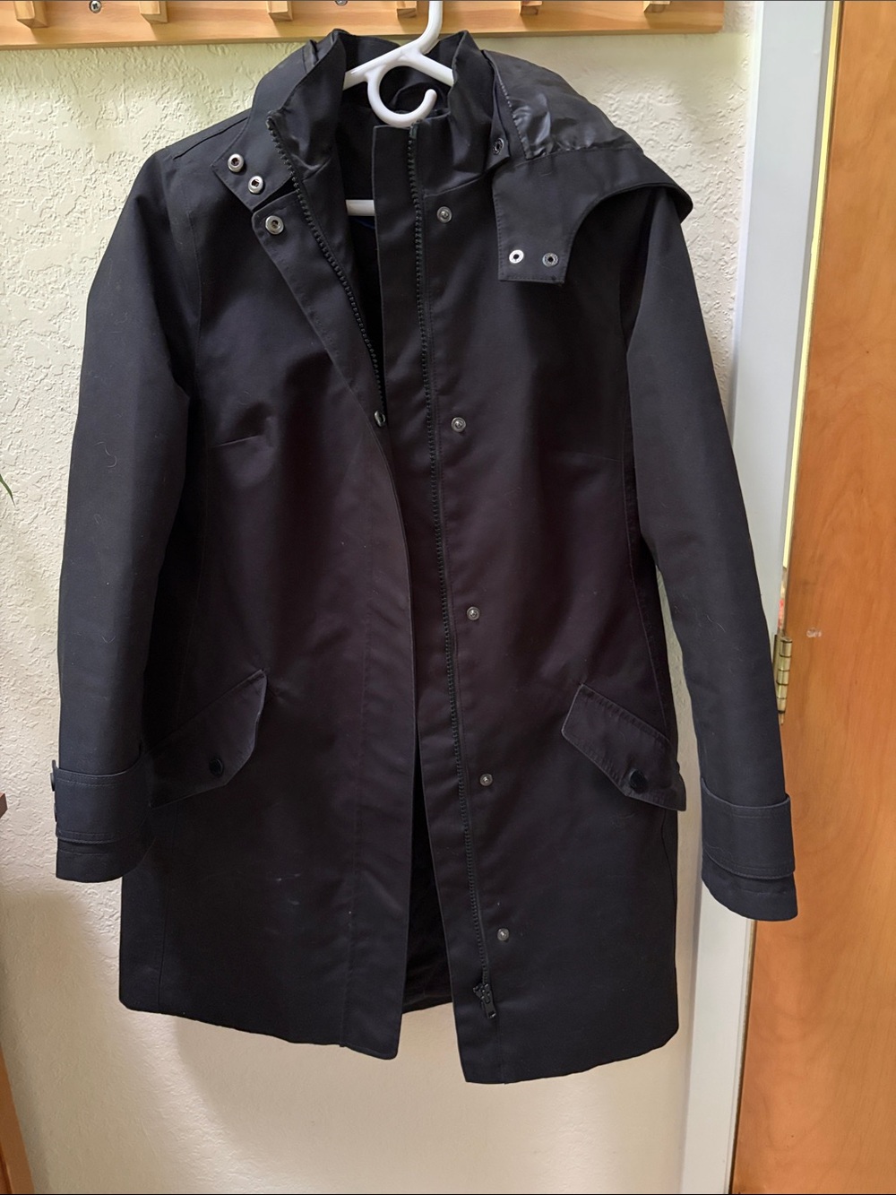 Boden Black Rainy Day Mac Raincoat removable hood - Size 6